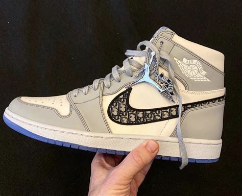 air jordan dior price in india|dior jordan 1 cheap.